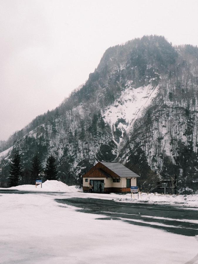 Sounkyo Onsen Kumoi Hotel Kamikava Kültér fotó