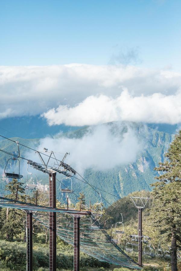 Sounkyo Onsen Kumoi Hotel Kamikava Kültér fotó